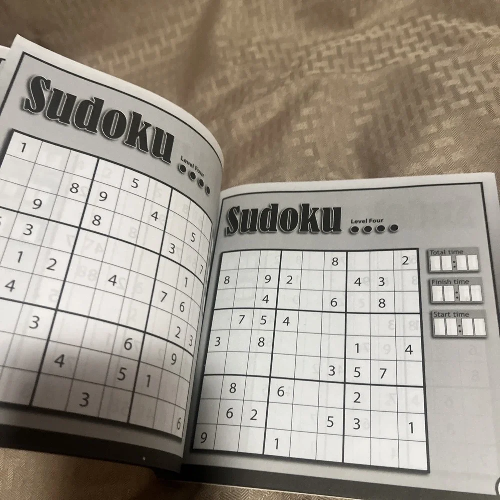 Sudoku Puzzle Books Lot of 2 Spiral Bound Hinkler 2007 NOS Over 200 Puzzles Rare